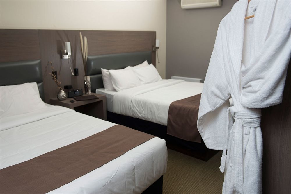 Hotel Rive Gauche Beloeil Zewnętrze zdjęcie