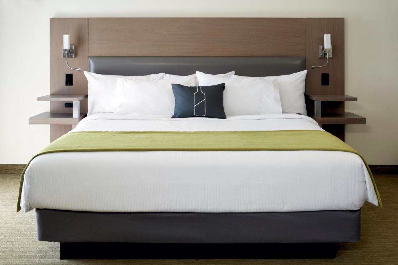 Hotel Rive Gauche Beloeil Zewnętrze zdjęcie